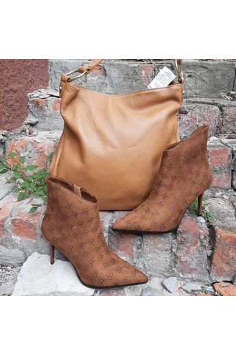 bokacsizma Laura Biagiotti 7838